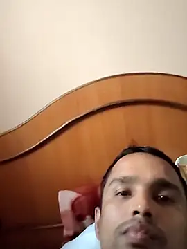 Mumbai handsom92 online show from 04/18/26, 09:13