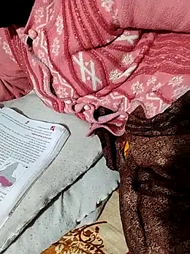 Snapshot of horny_indian90 chatting on 02/01/26, 03:54 horny indian90 online show from 02/01/26, 03:54