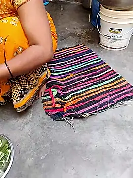 Snapshot of horny_indian90 chatting on 03/04/26, 04:29 horny indian90 online show from 03/04/26, 04:29