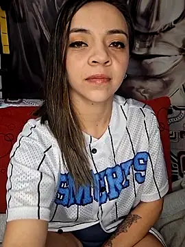 Snapshot of Ana-Spencer chatting on 05/12/26, 11:18 Ana-Spencer online show from 05/12/26, 11:18