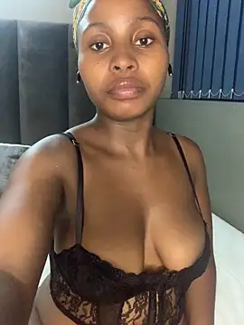 SexyLaylahx online show from 02/06/26, 01:32