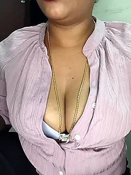 Chinnima143 online show from 02/17/26, 04:24