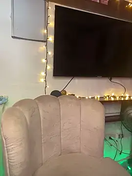 Snapshot of Natasha-Naughty- chatting on 03/02/26, 07:54 Natasha-Naughty- online show from 03/02/26, 07:54