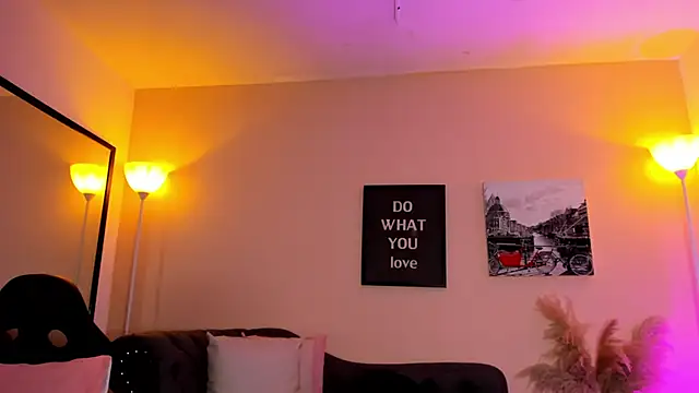 Snapshot of victoriazans chatting on 02/26/26, 03:27 victoriazans online show from 02/26/26, 03:27