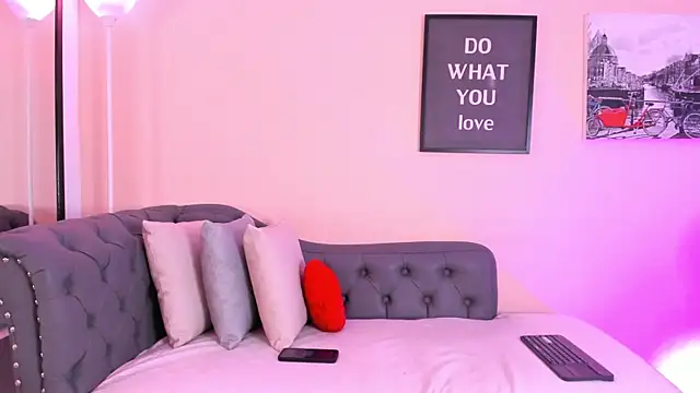 victoriazans online show from 04/01/26, 11:00