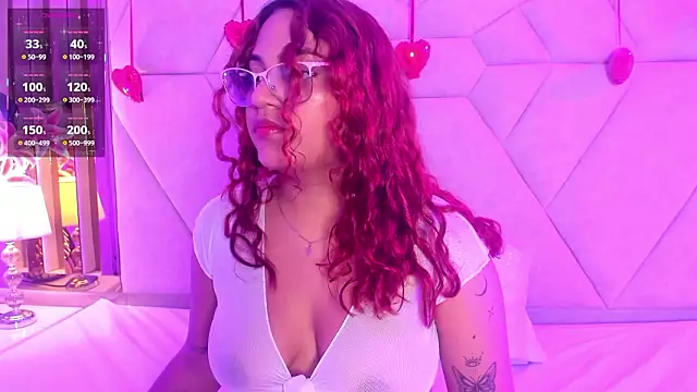 Snapshot of BriannaLux chatting on 02/20/26, 08:31 BriannaLux online show from 02/20/26, 08:31