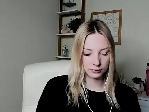 Snapshot of VelvetAngela chatting on 02/24/26, 06:33 VelvetAngela online show from 02/24/26, 06:33