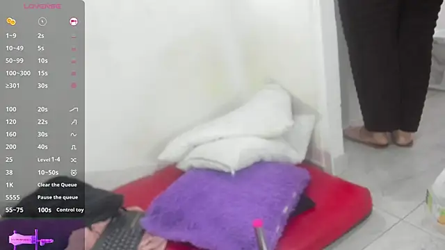 mature gold1 online show from 04/16/26, 12:17