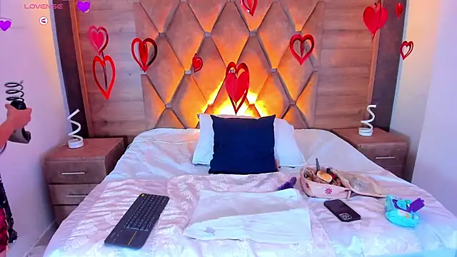 valeriekhaleesi online show from 02/14/26, 08:38