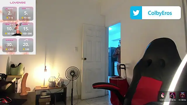Snapshot of eros_colby chatting on 03/01/26, 10:12 eros colby online show from 03/01/26, 10:12
