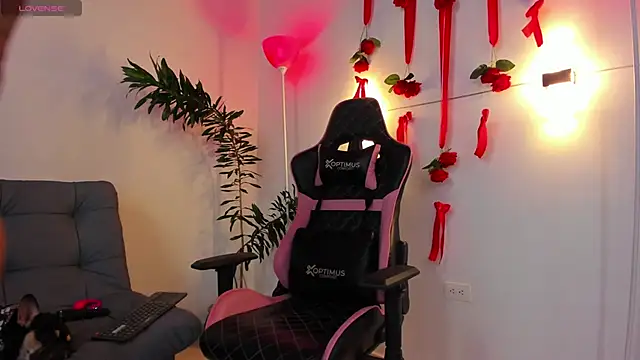 Snapshot of gaby_cartter chatting on 02/10/26, 07:40 gaby cartter online show from 02/10/26, 07:40