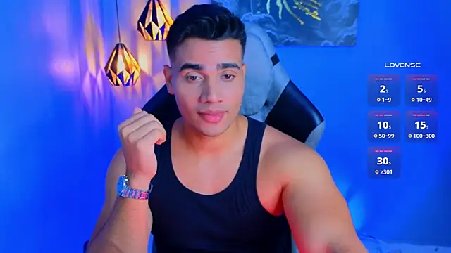 Snapshot of AndresRodriguez1 chatting on 02/16/26, 09:55 AndresRodriguez1 online show from 02/16/26, 09:55