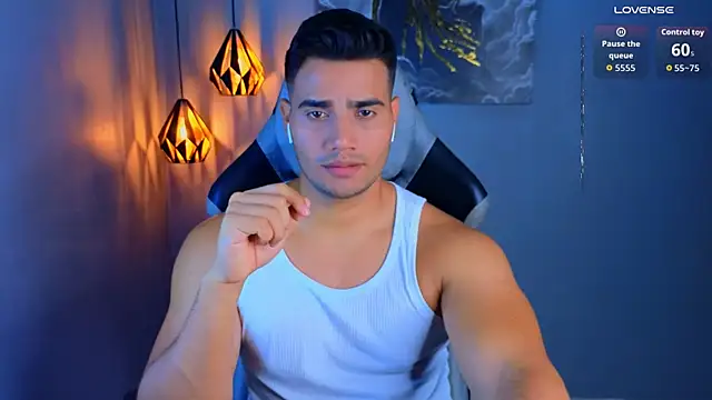 Snapshot of AndresRodriguez1 chatting on 05/01/26, 02:27 AndresRodriguez1 online show from 05/01/26, 02:27