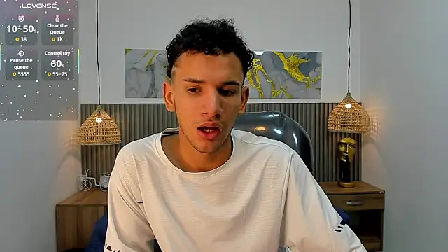 JDWhite18 online show from 07/07/26, 04:37