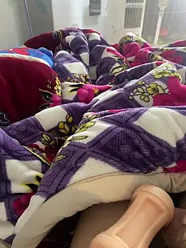 Snapshot of tuncube chatting on 02/05/26, 06:29 tuncube online show from 02/05/26, 06:29