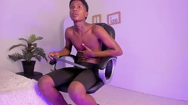 im oleiderr online show from 02/28/26, 04:24