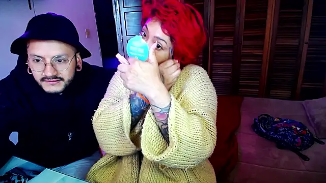 Snapshot of SoftSin1 chatting on 02/21/26, 12:28 SoftSin1 online show from 02/21/26, 12:28