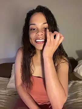Petite Baddie online show from 05/21/26, 05:47