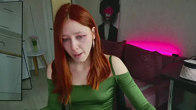 Snapshot of Weisser_Moon chatting on 03/03/26, 05:35 Weisser Moon online show from 03/03/26, 05:35