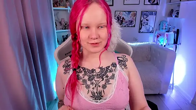 Snapshot of AnnieVibe chatting on 05/29/26, 05:33 AnnieVibe online show from 05/29/26, 05:33