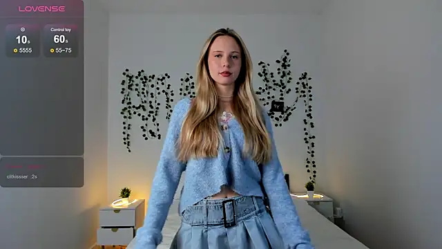 Snapshot of EllyMartinez chatting on 02/05/26, 04:22 EllyMartinez online show from 02/05/26, 04:22