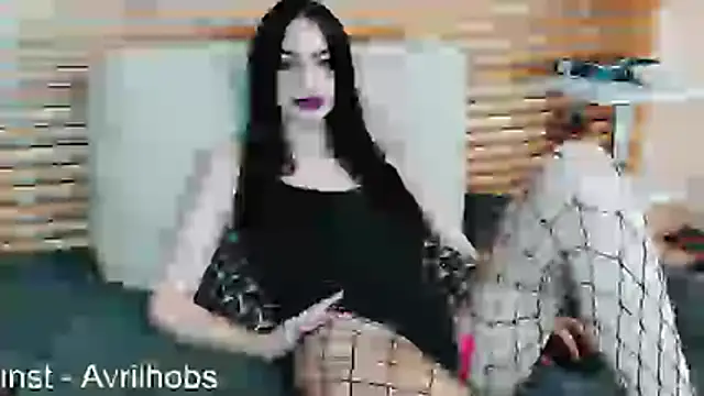 AvrilHobbs online show from 06/02/26, 03:14