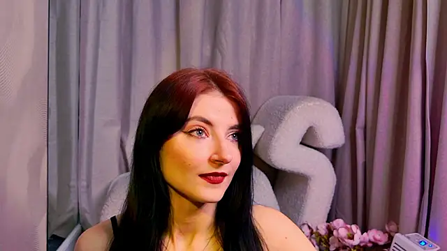 NicoleLuxe online show from 03/26/26, 05:51