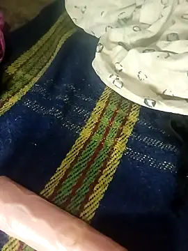 Royal hotti0011 online show from 04/11/26, 05:28