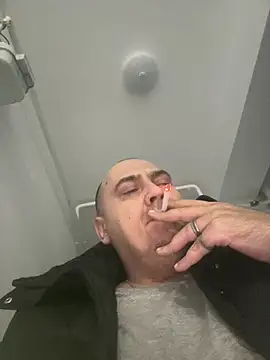 Snapshot of vitalik66679 chatting on 02/09/26, 02:37 vitalik66679 online show from 02/09/26, 02:37