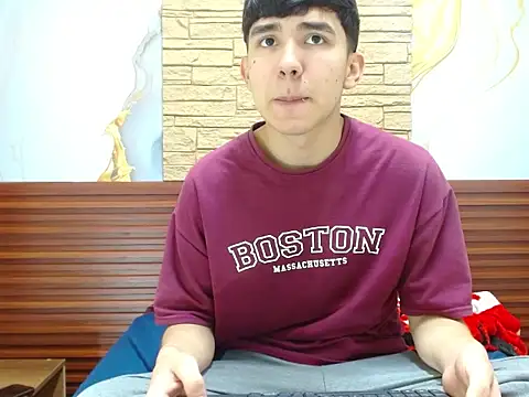 Snapshot of massimoferrera303av chatting on 02/25/26, 07:45 massimoferrera303av online show from 02/25/26, 07:45