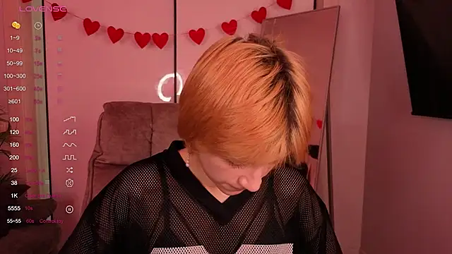 AutumnWhisper online show from 04/09/26, 04:23