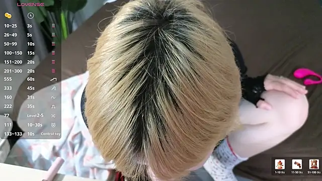 AutumnWhisper online show from 04/15/26, 07:58