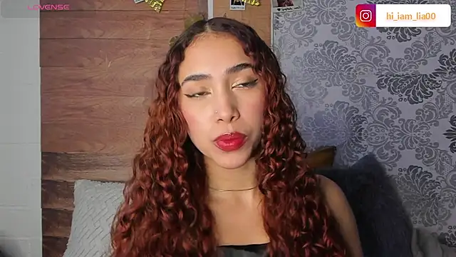 LiaHansson00 online show from 04/03/26, 06:28