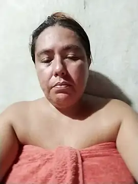 Snapshot of hot_girl_full chatting on 02/19/26, 01:12 hot girl full online show from 02/19/26, 01:12