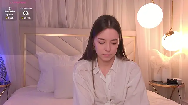 AlisseMoore online show from 02/14/26, 06:43