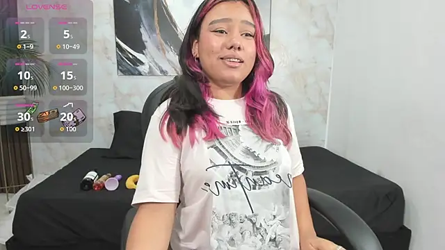 Lilith traviis online show from 03/02/26, 08:37