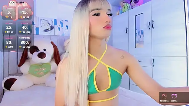 Snapshot of baby_cleo_ chatting on 05/15/26, 10:50 baby cleo online show from 05/15/26, 10:50