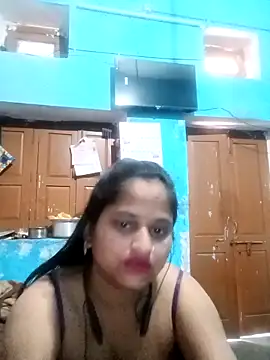 Snapshot of aashi-007 chatting on 04/01/26, 04:24 aashi-007 online show from 04/01/26, 04:24