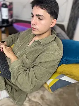 Snapshot of Samu_Hott chatting on 02/02/26, 08:29 Samu Hott online show from 02/02/26, 08:29