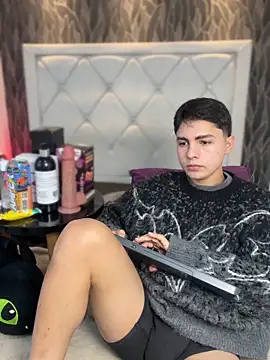 Snapshot of Samu_Hott chatting on 02/25/26, 08:18 Samu Hott online show from 02/25/26, 08:18