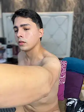 Snapshot of Samu_Hott chatting on 02/27/26, 08:31 Samu Hott online show from 02/27/26, 08:31