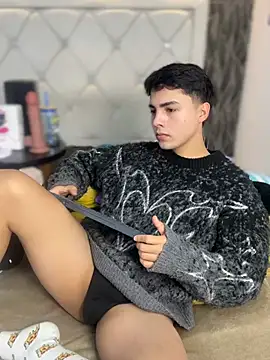 Samu Hott online show from 03/16/26, 08:24