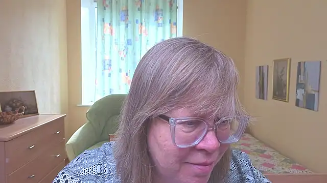 Emma Eclipsee online show from 03/18/26, 11:46
