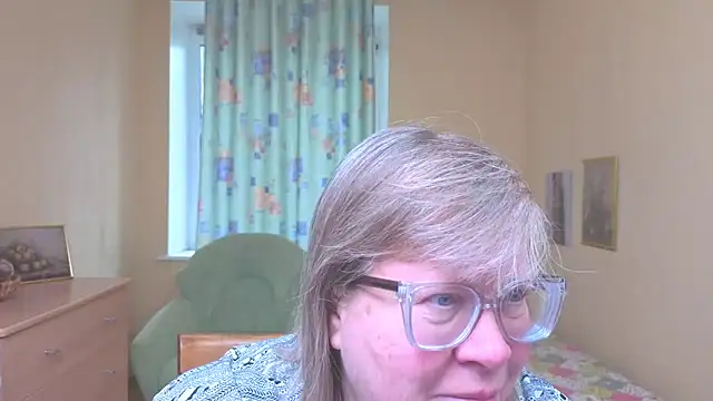 Emma Eclipsee online show from 03/19/26, 11:58