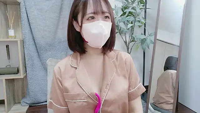 Snapshot of Himari_162 chatting on 06/28/26, 04:29 Himari 162 online show from 06/28/26, 04:29