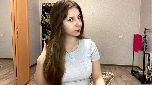 Shanika wey online show from 04/25/26, 03:09