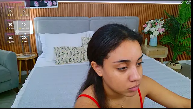 Snapshot of Luna_Cortier chatting on 05/23/26, 05:12 Luna Cortier online show from 05/23/26, 05:12