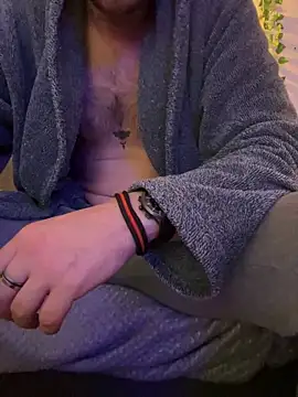 Snapshot of Piratee666 chatting on 02/02/26, 11:58 Piratee666 online show from 02/02/26, 11:58