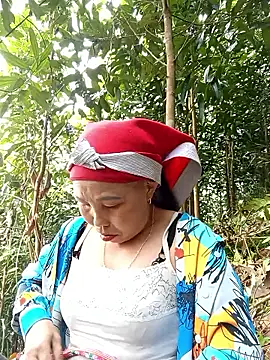 Snapshot of lena-cute chatting on 02/03/26, 08:08 lena-cute online show from 02/03/26, 08:08