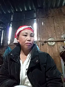 Snapshot of lena-cute chatting on 02/21/26, 12:11 lena-cute online show from 02/21/26, 12:11